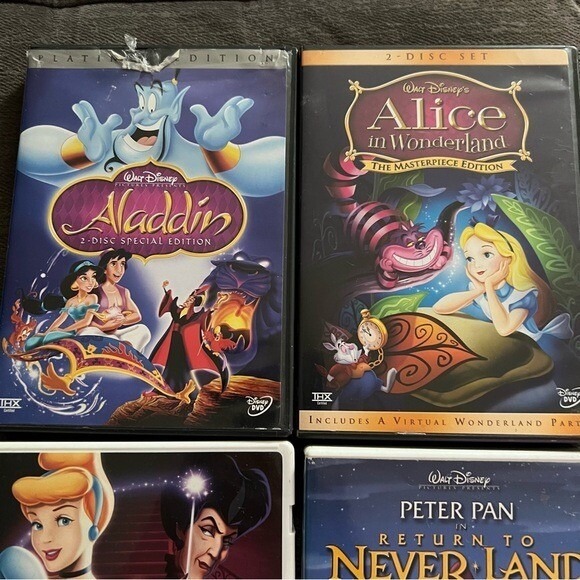 Walt Disney ALADDIN/ALICE IN WONDERLAND/CINDERELLA III/ PETER PAN - Picture 3 of 3